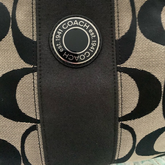 Coach purse - Picture 1 of 7